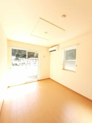 のマンスリーマンション・ウィークリーマンション「ラ・ピニヨンＡ 101・洋室(No.1214165)」メイン画像