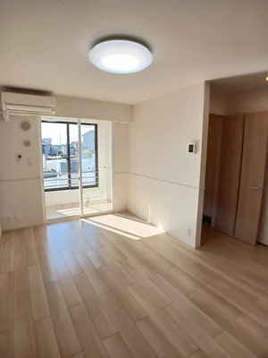 のマンスリーマンション・ウィークリーマンション「ラ・ファミーユ 102・LDK(No.1214495)」メイン画像