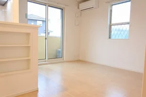 のマンスリーマンション・ウィークリーマンション「ジャルダン　ヴェール 102・洋室(No.1214855)」メイン画像