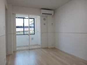 のマンスリーマンション・ウィークリーマンション「ヒカルサ甲府国母　イースト 104・洋室(No.1214941)」メイン画像