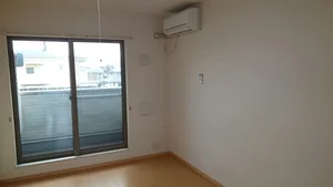 のマンスリーマンション・ウィークリーマンション「フィオーレ小泉 303・洋室(No.1215131)」メイン画像