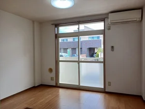 のマンスリーマンション・ウィークリーマンション「プラトー 102・洋室(No.1215676)」メイン画像