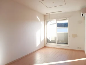 のマンスリーマンション・ウィークリーマンション「ロッソフィオーレＣ 202・洋室(No.1215744)」メイン画像