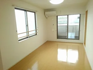 のマンスリーマンション・ウィークリーマンション「Ｉｒｉｄｅ　Ｋ（イリーデ） 301・洋室(No.1215863)」メイン画像