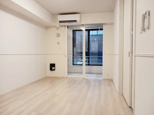 のマンスリーマンション・ウィークリーマンション「レヴァータ 102・洋室(No.1215883)」メイン画像