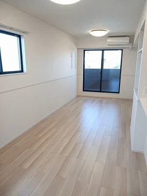 のマンスリーマンション・ウィークリーマンション「アンソレイユ　ＳＨ 203・洋室(No.1216112)」メイン画像