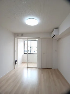 富士宮市のマンスリーマンション・ウィークリーマンション「カーム 102・洋室(No.1216277)」メイン画像