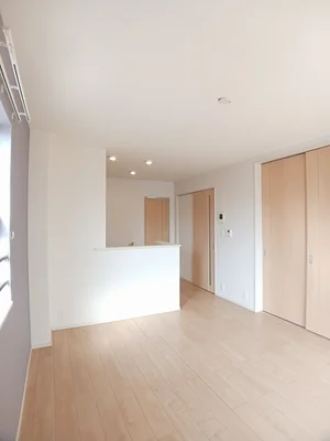 のマンスリーマンション・ウィークリーマンション「ジール　マルマツⅦ 204・洋室(No.1216329)」メイン画像