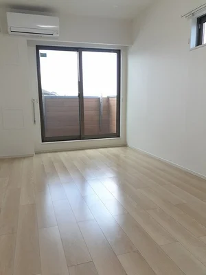 のマンスリーマンション・ウィークリーマンション「風みどりの家 202・洋室(No.1216543)」メイン画像