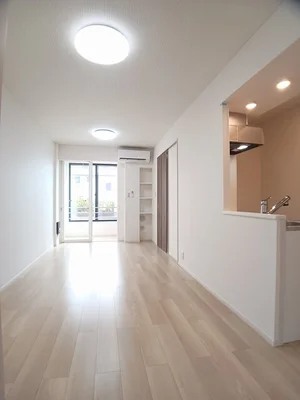 のマンスリーマンション・ウィークリーマンション「ヒカルサ焼津塩津イースト 105・洋室(No.1216629)」メイン画像