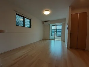 麻生田駅（三重県）のマンスリーマンション・ウィークリーマンション「スプリングフィールドⅦ　Ｂ 102・洋室(No.1216721)」メイン画像