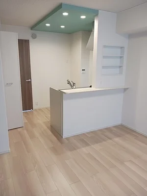 のマンスリーマンション・ウィークリーマンション「ソルブリッサ　Ⅲ 103・洋室(No.1216894)」メイン画像