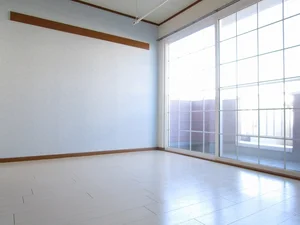 のマンスリーマンション・ウィークリーマンション「ＦＡＭＩＬＹ　Ⅱ 103・洋室(No.1217016)」メイン画像