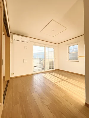 のマンスリーマンション・ウィークリーマンション「サニーコーポ 102・洋室(No.1217749)」メイン画像