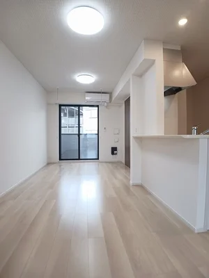 静岡産業大学藤枝キャンパス周辺のマンスリーマンション・ウィークリーマンション「ヒカルサ藤枝兵太夫 105・洋室(No.1217776)」メイン画像