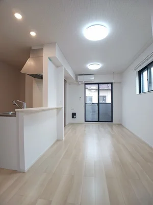 静岡産業大学藤枝キャンパス周辺のマンスリーマンション・ウィークリーマンション「ヒカルサ藤枝兵太夫 101・洋室(No.1217779)」メイン画像