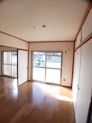 のマンスリーマンション・ウィークリーマンション「グリーンヒルズ１３０ 302・洋室(No.1217780)」メイン画像