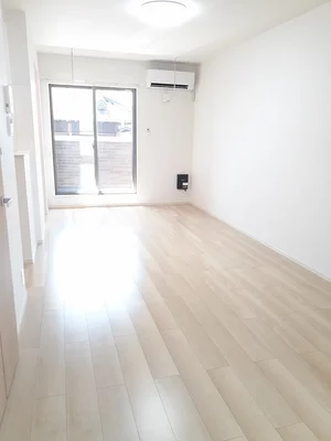 のマンスリーマンション・ウィークリーマンション「シャトル脇島 202・洋室(No.1217821)」メイン画像