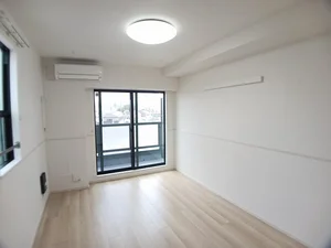 京都市のマンスリーマンション・ウィークリーマンション「リ：ルーム　伏見 302・洋室(No.1217900)」メイン画像