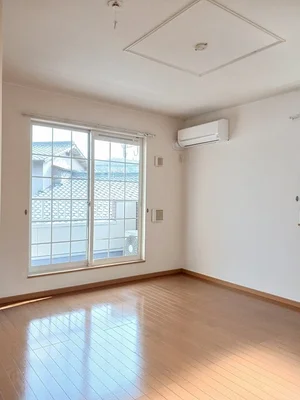 のマンスリーマンション・ウィークリーマンション「スリズイエ 201・洋室(No.1218010)」メイン画像