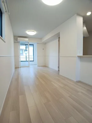 のマンスリーマンション・ウィークリーマンション「ココティエⅡ 102・洋室(No.1218114)」メイン画像