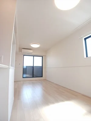 のマンスリーマンション・ウィークリーマンション「プラシードカーサ 201・洋室(No.1218219)」メイン画像