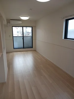 のマンスリーマンション・ウィークリーマンション「エムズサニーガーデン　２５ 201・洋室(No.1218288)」メイン画像