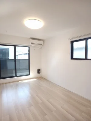 のマンスリーマンション・ウィークリーマンション「アストピア千田 204・洋室(No.1218370)」メイン画像