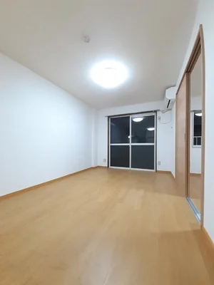 のマンスリーマンション・ウィークリーマンション「シティハイツ藤 103・洋室(No.1218411)」メイン画像