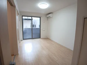 のマンスリーマンション・ウィークリーマンション「ポスト・プリート 103・洋室(No.1218456)」メイン画像