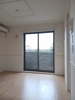 のマンスリーマンション・ウィークリーマンション「エムズ　ドゥーエ　Ⅱ 101・洋室(No.1218669)」メイン画像