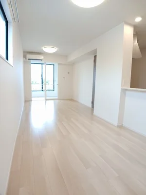 のマンスリーマンション・ウィークリーマンション「レディー　　バード 104・洋室(No.1219230)」メイン画像