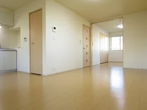 のマンスリーマンション・ウィークリーマンション「Ｖｅｒｄｅ　Ｖｉｌｌａ　Ⅲ 205・洋室(No.1219491)」メイン画像