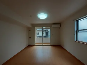 のマンスリーマンション・ウィークリーマンション「バーミィ・アールⅠ 102・洋室(No.1219531)」メイン画像