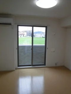 のマンスリーマンション・ウィークリーマンション「グラシオッソーレ　Ⅲ 104・洋室(No.1219614)」メイン画像