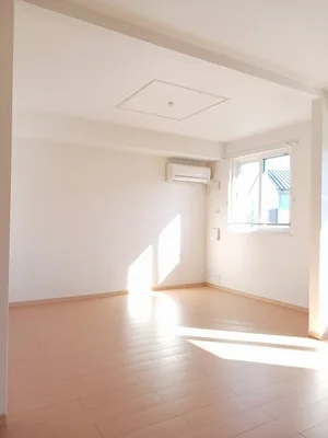 のマンスリーマンション・ウィークリーマンション「エレガンシア篠原 203・洋室(No.1219632)」メイン画像