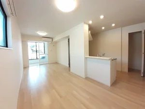 のマンスリーマンション・ウィークリーマンション「Ｃａｓａ　ｆｏｒｅｓｔａｌｅ 106・洋室(No.1219917)」メイン画像