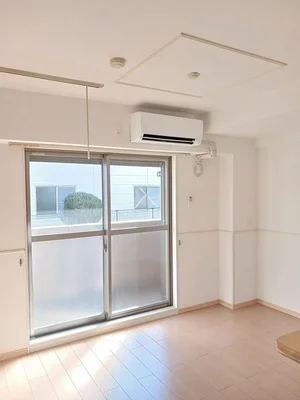 のマンスリーマンション・ウィークリーマンション「リバーサイド・ブリーズＩＳＭ 102・洋室(No.1219922)」メイン画像