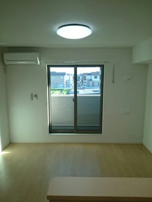 のマンスリーマンション・ウィークリーマンション「Ｇａｒｄｅｎ日永西Ⅰ 203・洋室(No.1220059)」メイン画像