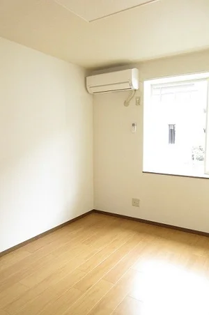 松阪市のマンスリーマンション・ウィークリーマンション「メゾンピュアコート　Ｂ棟 101・洋室(No.1220066)」メイン画像