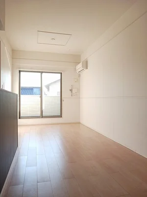 のマンスリーマンション・ウィークリーマンション「ｒｉｖｅｒ　ｓｉｄｅはるか　Ａ 202・洋室(No.1220176)」メイン画像