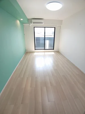 のマンスリーマンション・ウィークリーマンション「ラ　ヴィーダ　ヌエバ 303・洋室(No.1220240)」メイン画像