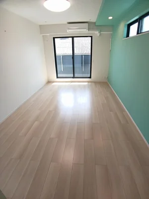 のマンスリーマンション・ウィークリーマンション「ラ　ヴィーダ　ヌエバ 205・洋室(No.1220243)」メイン画像