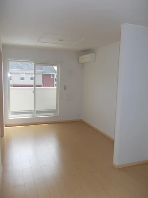 のマンスリーマンション・ウィークリーマンション「クアトロ・フォレスタ　Ｄ 202・洋室(No.1220480)」メイン画像