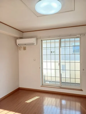 のマンスリーマンション・ウィークリーマンション「Ｓｗｅｅｔ　Ｓｅａｓｏｎ 205・洋室(No.1220516)」メイン画像