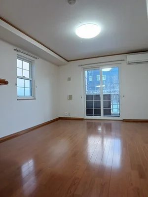 のマンスリーマンション・ウィークリーマンション「グラツィオーソ 101・洋室(No.1220713)」メイン画像