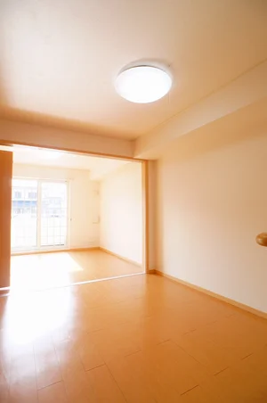 北越谷駅（埼玉県）のマンスリーマンション・ウィークリーマンション「アパートメント　ノイ 104・洋室(No.1220827)」メイン画像