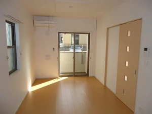 のマンスリーマンション・ウィークリーマンション「エアリー・コート 103・洋室(No.1220912)」メイン画像