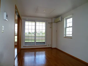 富山県の大東建託リーシング株式会社のマンスリーマンション・ウィークリーマンション「グレイスフルＭ　Ⅴ 201・洋室(No.1220928)」メイン画像