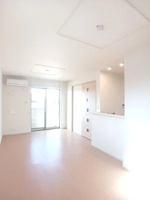 香川県のマンスリーマンション・ウィークリーマンション「セレーナ・ルーチェ 103・洋室(No.1221097)」メイン画像